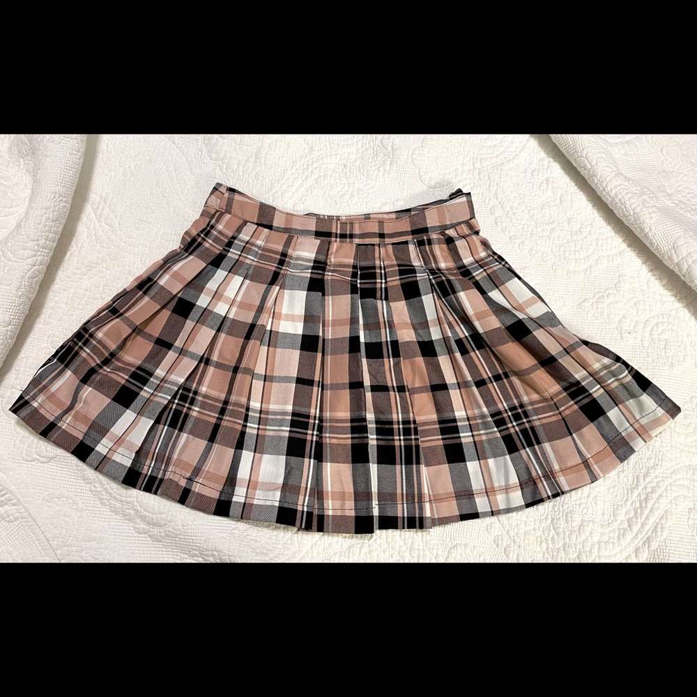 Pleated mini skirt l, plaid pink black white, justify, size medium/large